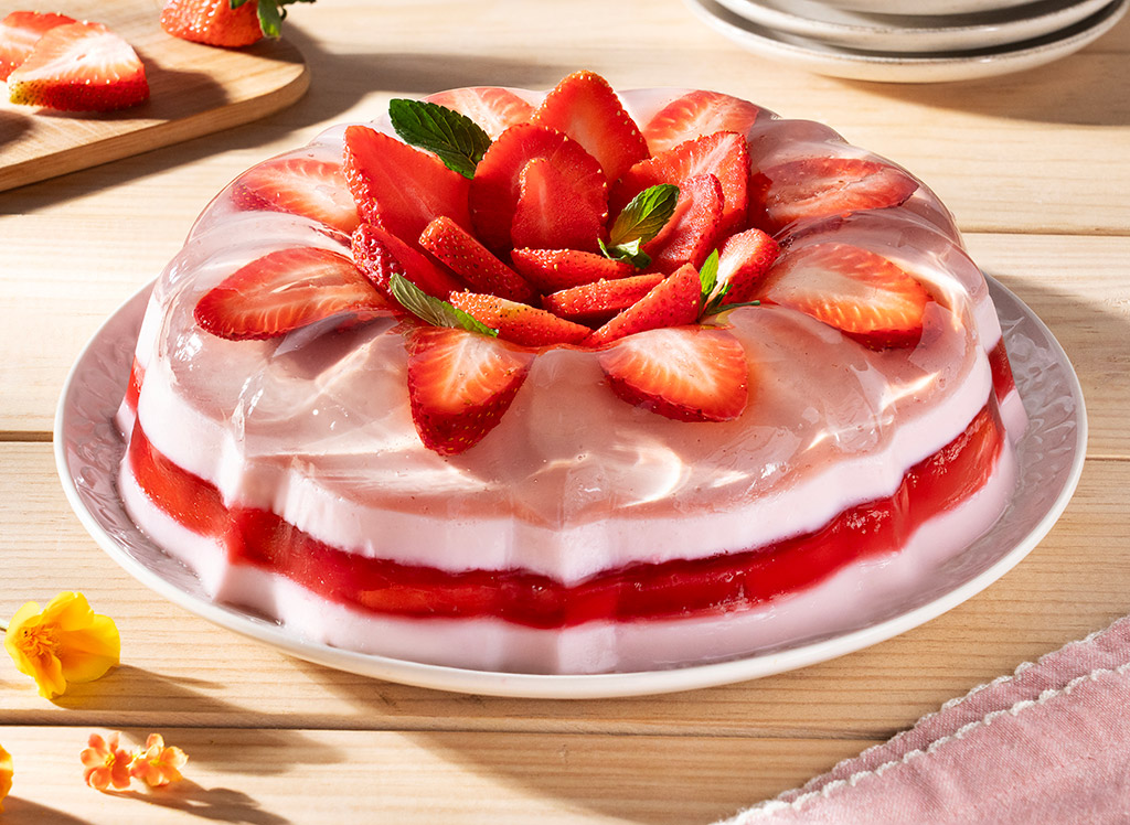 Rosca de Flores y Fresas